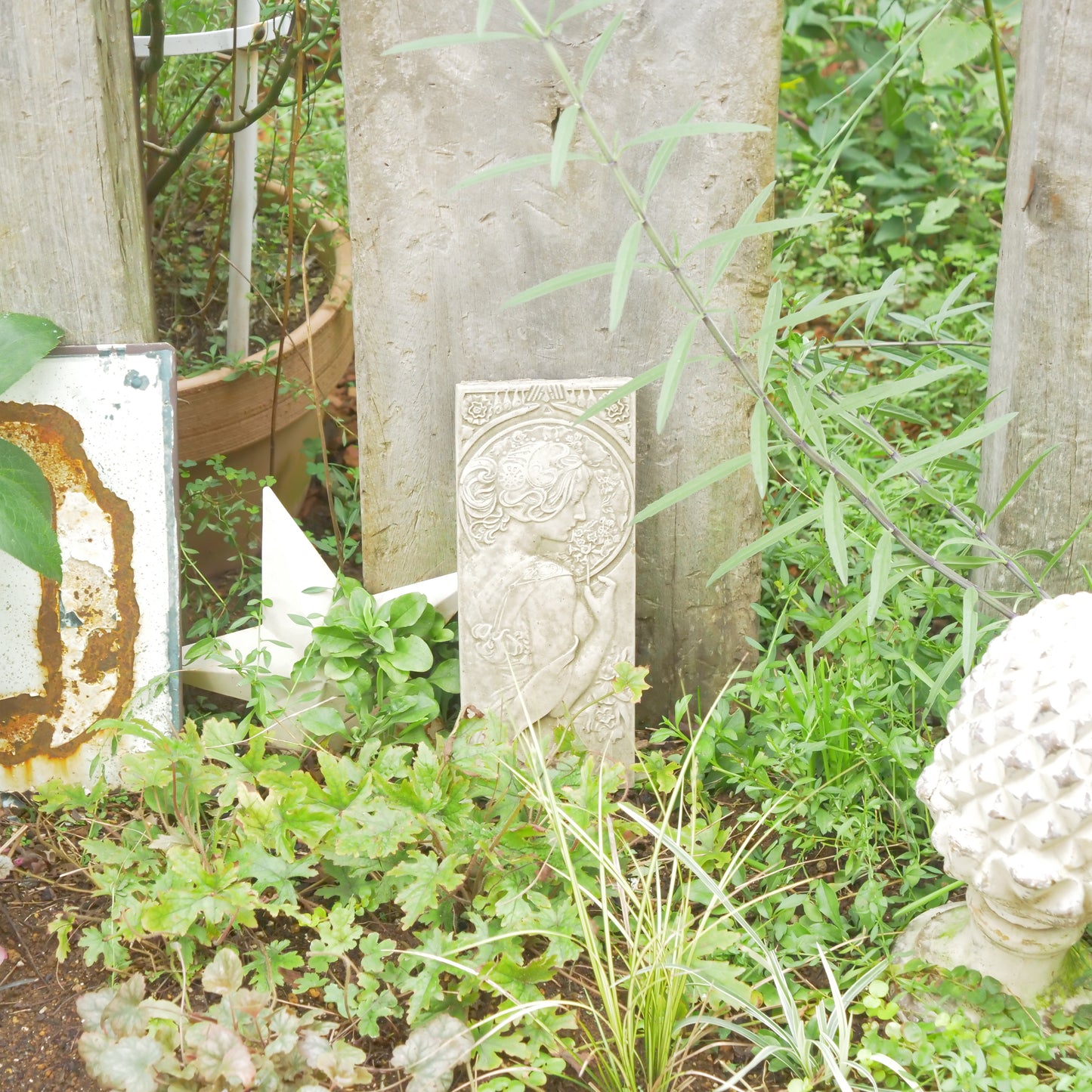イギリスHampshire Gardencraft社 デコレーションプレートB