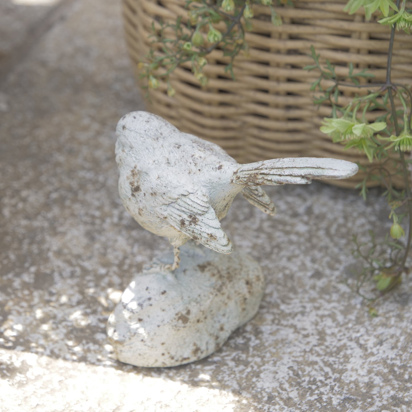 鳥の置物 尻尾が長いタイプ