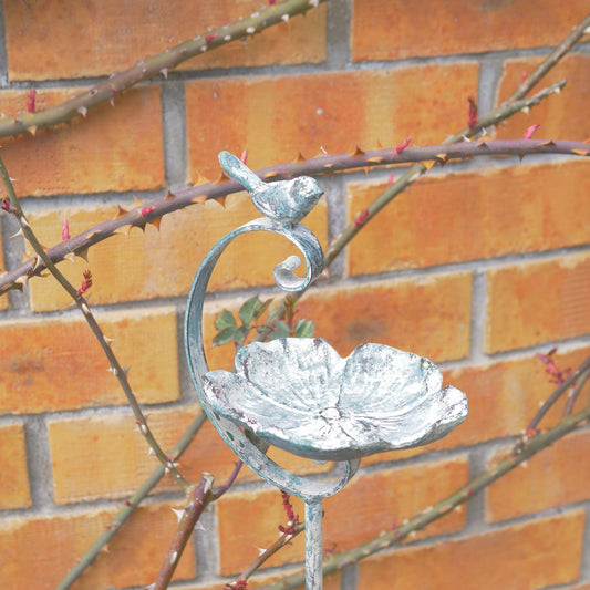 背が高めの、アンティーク・バードフィーダー