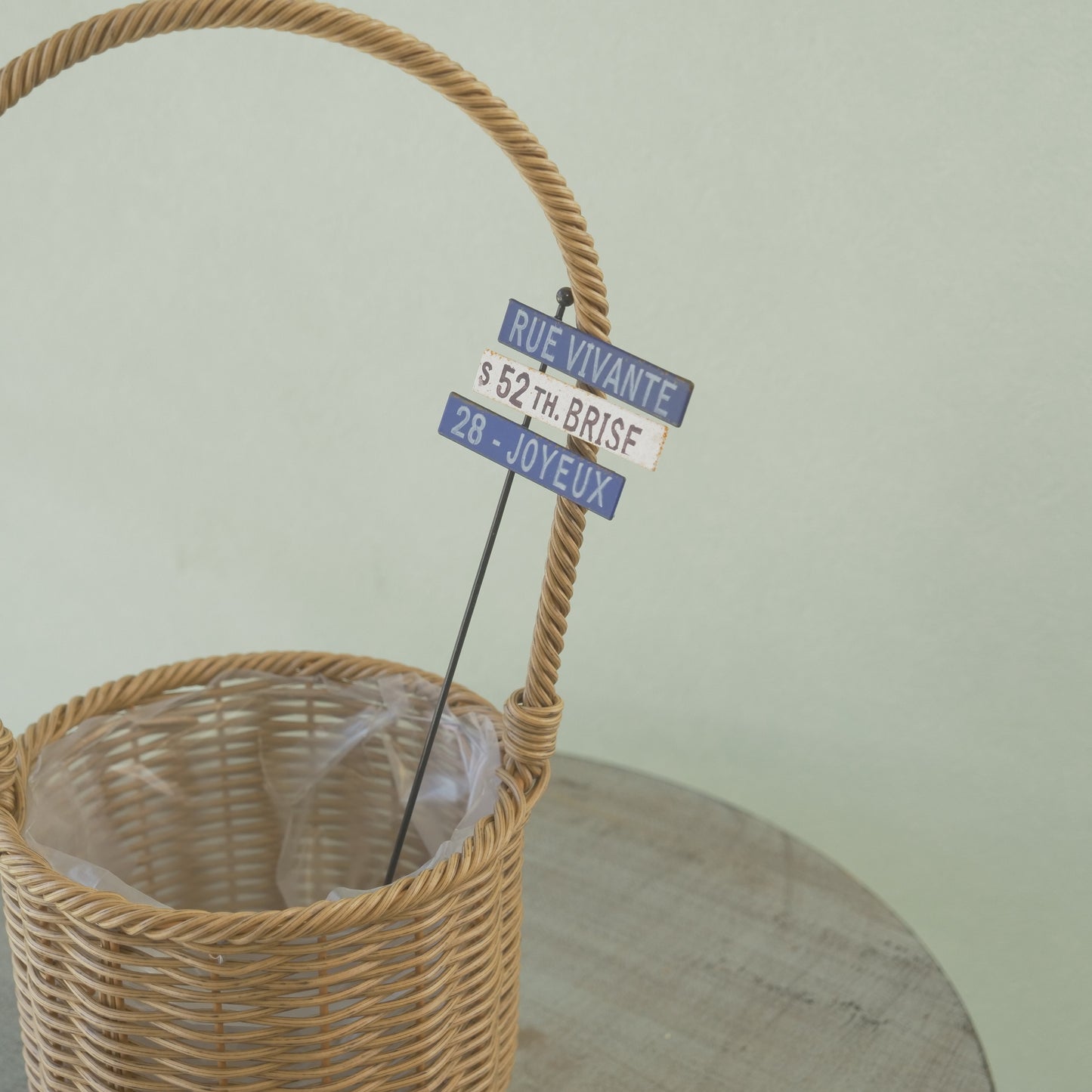 ヴィヴァンピック　寄せ植えにワンポイント！